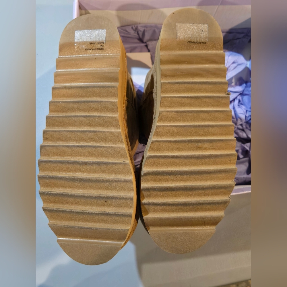 Madden Girl Tan Suede Ankle Boots with Buckle (7c3) - Picture 5 of 6